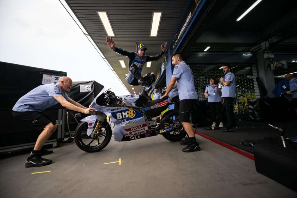 SUPER ALEX SECONDO A BURIRAM, PRIMI PUNTI PER FERMIN - Gresini Racing
