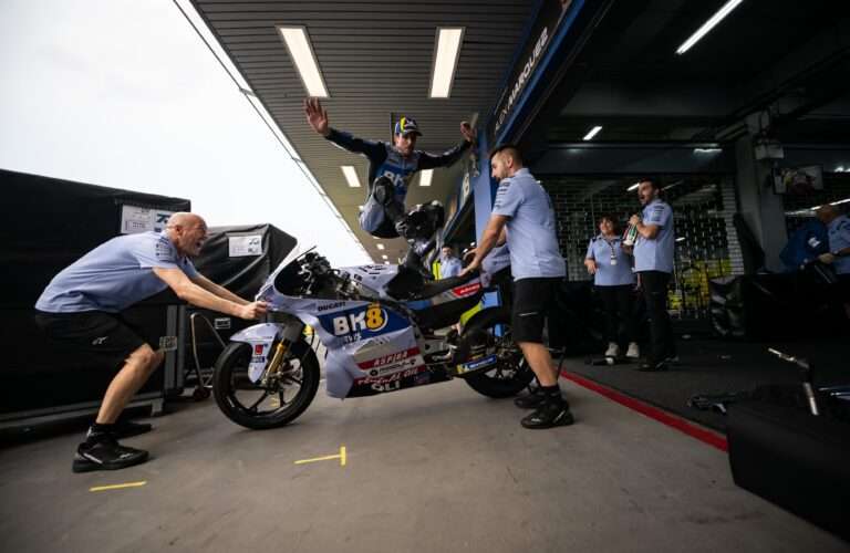 A SUPER ALEX IS SECOND IN BURIRAM, FERMIN SCORES FIRST CAREER MOTOGP POINTS   