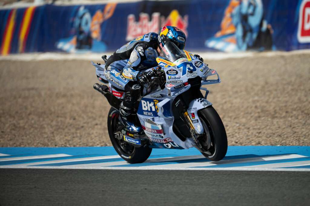 ALEX INDOMABILE, DOPPIO CRASH E RECORD DELLA PISTA. FERMIN, ALTRA Q2 EASY - Gresini Racing