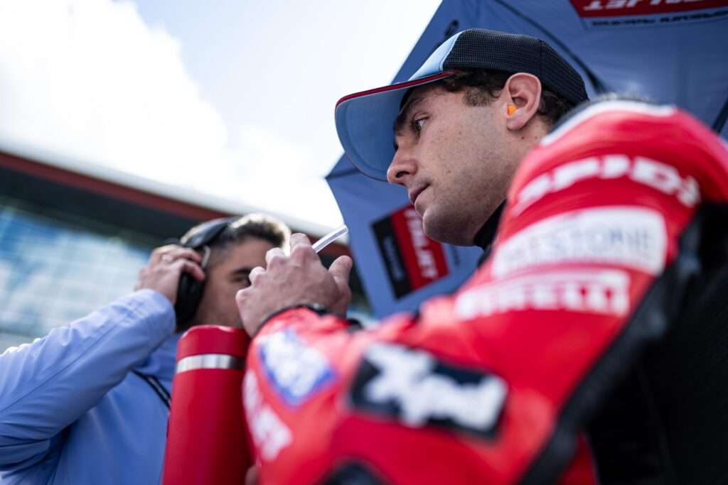 ARENAS DODICESIMO AL TRAGUARDO DI SILVERSTONE - Gresini Racing