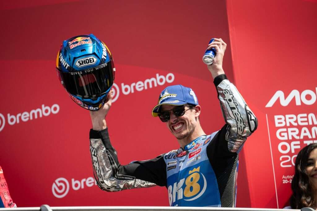 ALEX ALTRO SUPER PODIO, FERMIN SBAGLIA MA RIMONTA - Gresini Racing