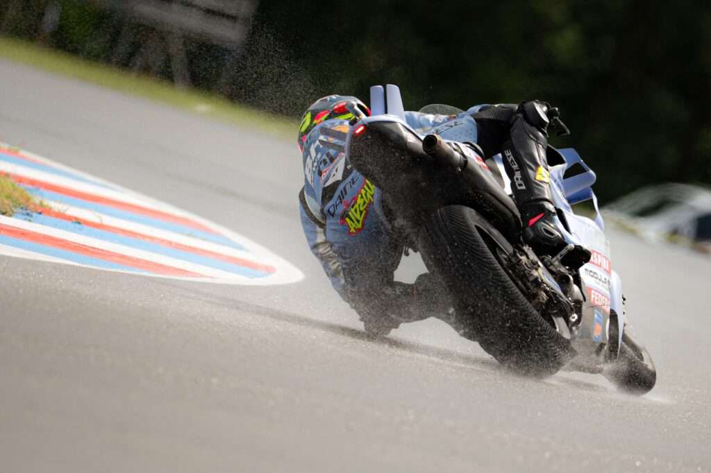ALEX FUNAMBOLICO NEL VENERDÌ DI BRNO, FERMIN IN Q1 MA VELOCE - Gresini Racing