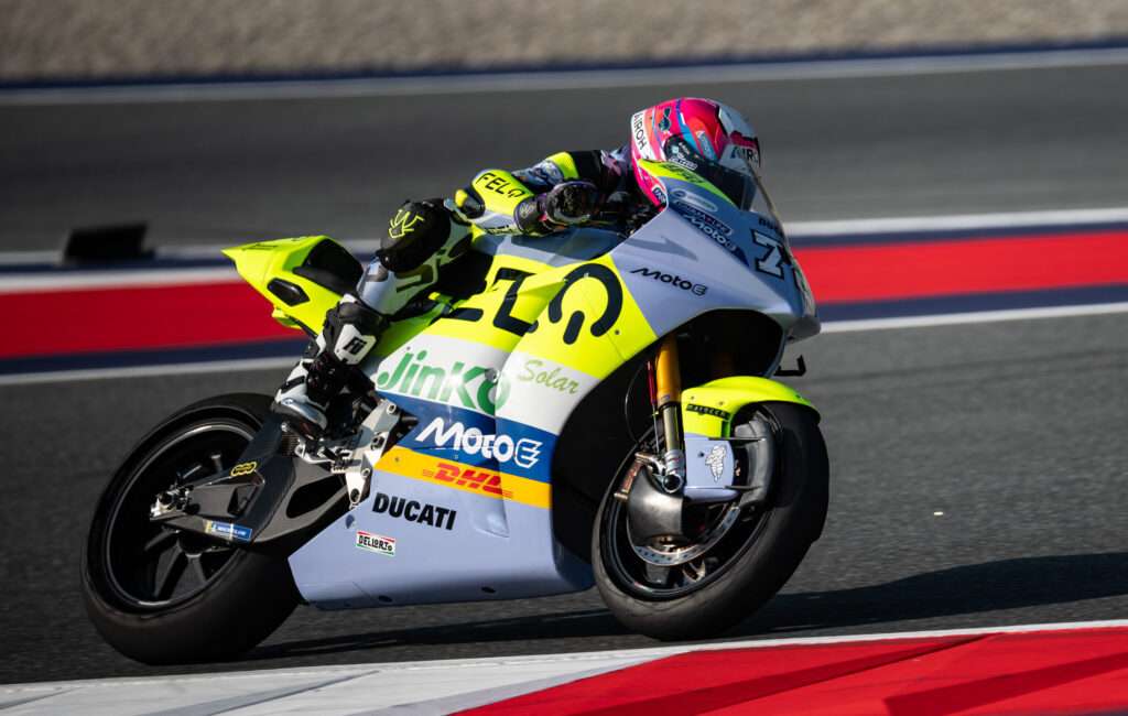 POLE POSITION E NUOVO LAP-RECORD ASSOLUTO PER FERRARI - Gresini Racing