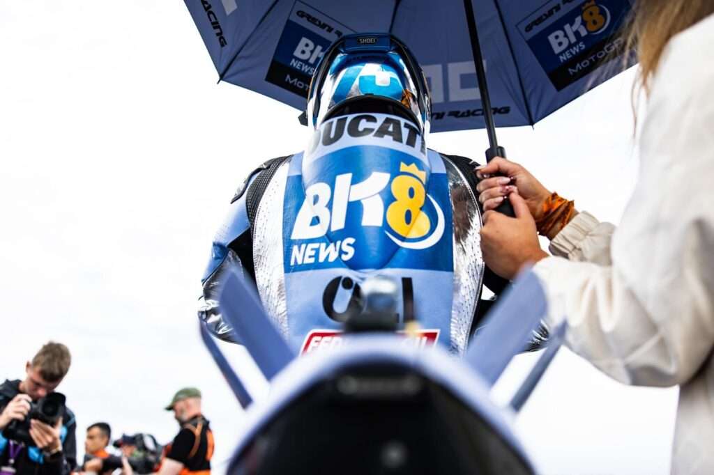 ALEX MISSES OUT ON PODIUM FINISH, FERMIN HELD BACK WHILE ON TOP OF HIS GAME - Gresini Racing