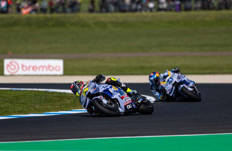 AUSTRALIAN SPRINT: ALEX IN THE POINTS, FERMIN CRASHES OUT