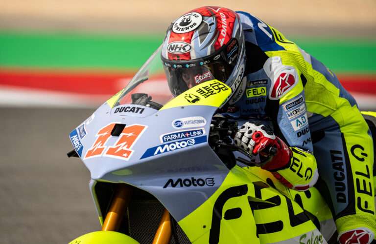 FERRARI CADE E SI RIALZA: È OTTAVO IN QUALIFICA E DOMANI TUTTO PUÒ SUCCEDERE