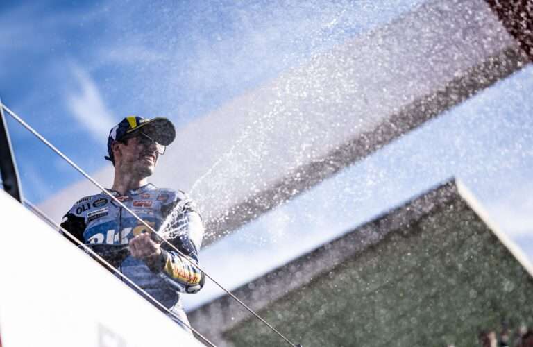 PODIO ALEX, TOP4 PER FERMIN. IL TEAM GRESINI VOLA ALTO ANCHE A PORTIMAO