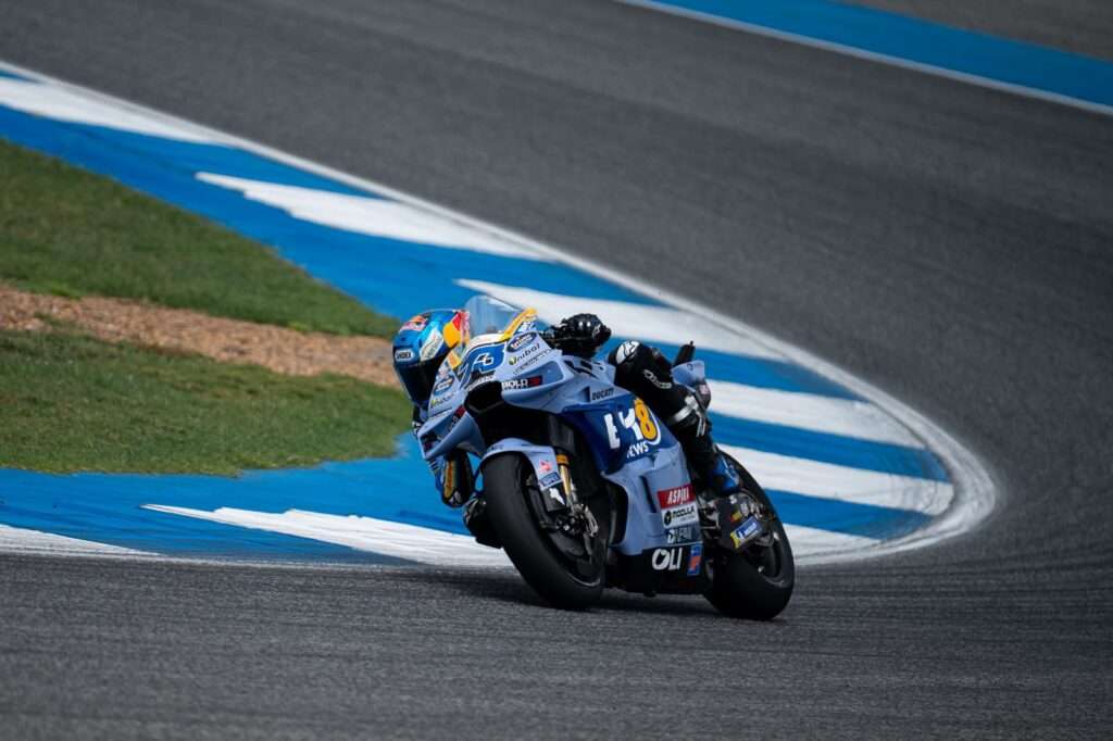 SUBITO Q2 NEL VENERDÌ D’ESORDIO THAI - Gresini Racing