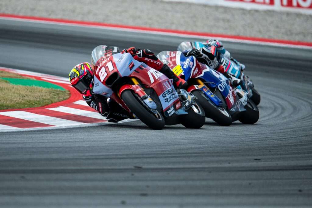 OTTO PUNTI PER LOPEZ A BARCELLONA. GARCIA IN DIFFICOLTÀ - Gresini Racing