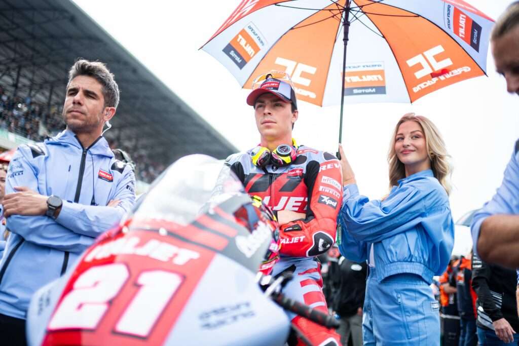 LOPEZ SFIORA IL PODIO NEL GP DI LE MANS. GARCIA CONQUISTA I PRIMI PUNTI DI STAGIONE - Gresini Racing