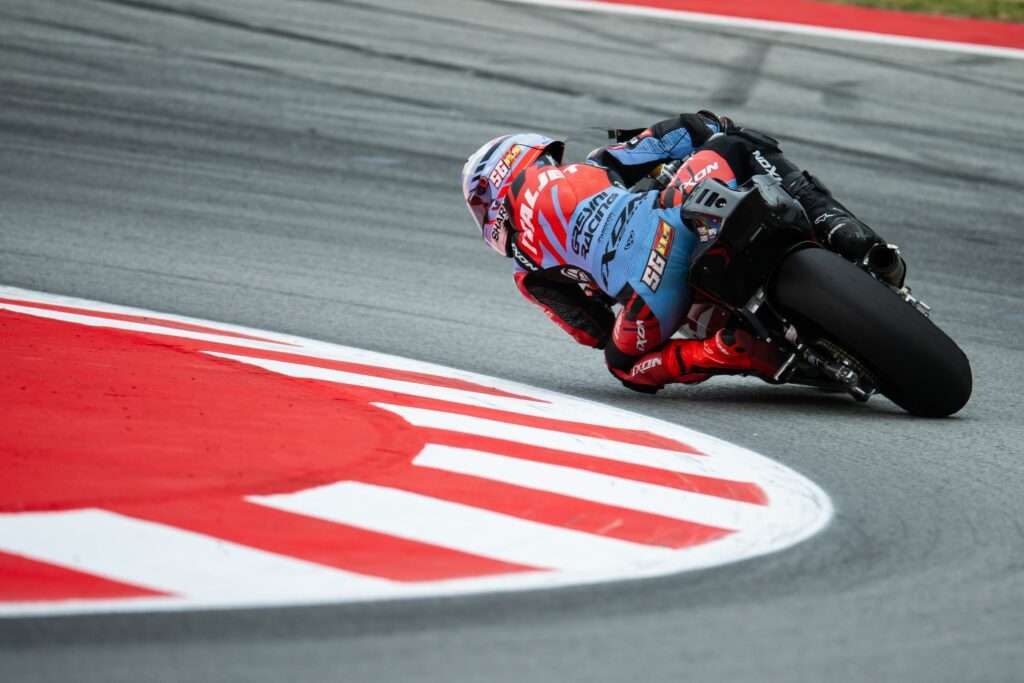 TERZA POSIZIONE PER LOPEZ NEL VENERDÌ DI BARCELLONA - Gresini Racing