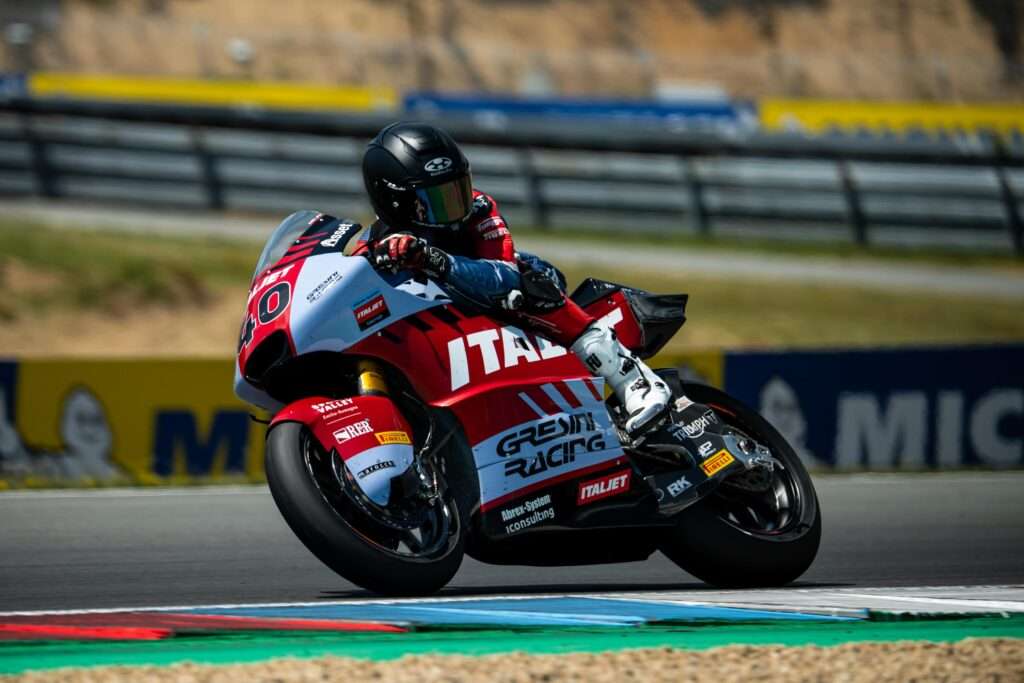 CZECH GP: GARCIA RIMONTA E SI AVVICINA ALLA ZONA PUNTI - Gresini Racing