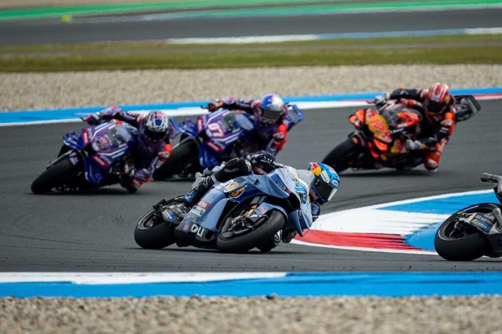 ALEX STOICO, FERMIN STOP OBBLIGATO - Gresini Racing