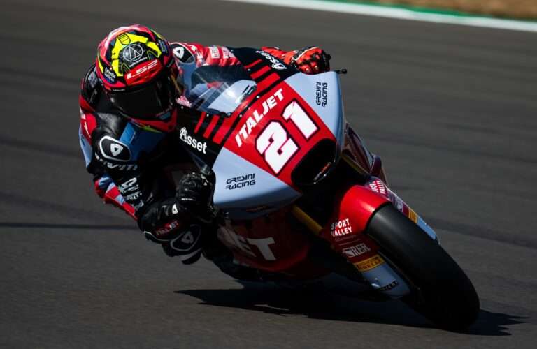 ITALJET GRESINI MOTO2 TEAM HEADS STRAIGHT INTO Q2 WITH LOPEZ AND GARCIA