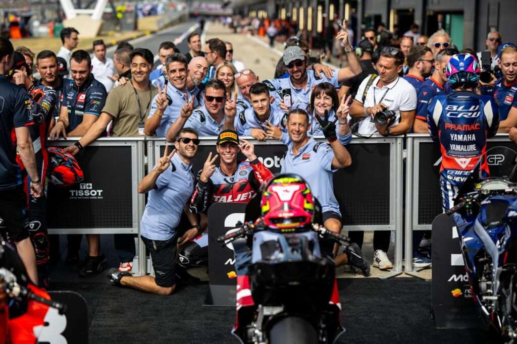 ALONSO TORNA ED È PRIMA FILA - Gresini Racing