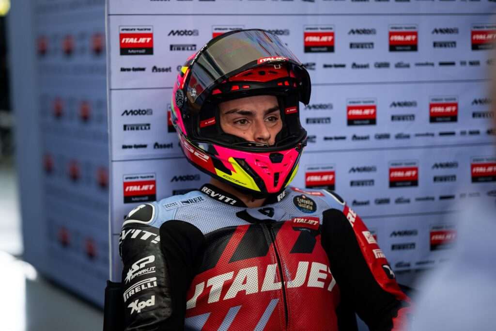 LOPEZ IMMEDIATELY FAST AT SEPANG. FERRARI IN THE LEARNING PHASE - Gresini Racing